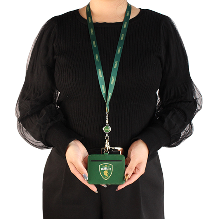 横型パスケース付きストラップ